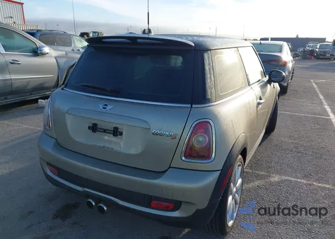 2008 Mini Cooper S z USA, uszkodzony, nr VIN WMWMF73508TV34381